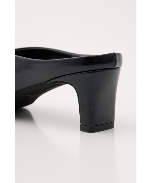 MOUSSY ブラック ポインテッドトゥ ミュール MOUSSY（マウジー） サンダル ミュール OPEN TOE SQUARE HEEL ミュール