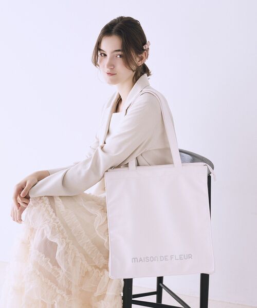 Maison de FLEUR（メゾンドフルール） トートバッグ ファスナー付き