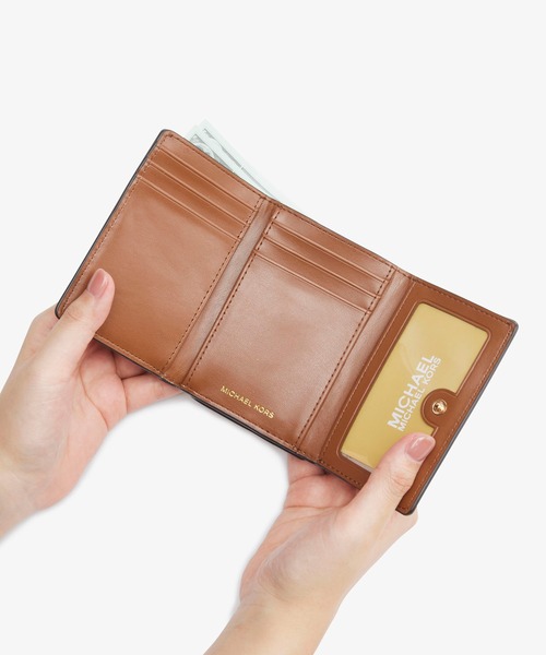 MICHAEL KORS JET SET CHARMウォレットミディアム MICHAEL KORS（マイケルコース） ミニ 財布 JET SET CHARM コイン