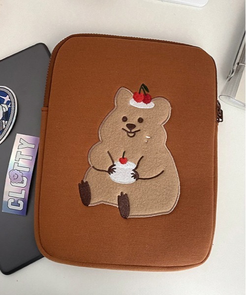 black bears 刺繍ケース Loco Ocean（ロコオーシャン） タブレットケース イラスト刺繍 PC用