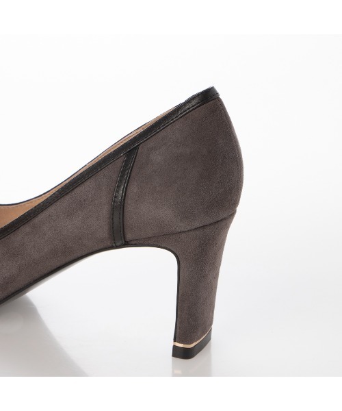 Mode et Jacomo（モードエジャコモ） パンプス 異素材コンビポイン