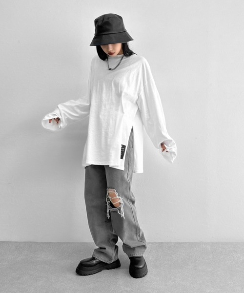 本店は LVEU. tシャツ 「LVEU.」タグデザインロングTシャツ / トップス トップス