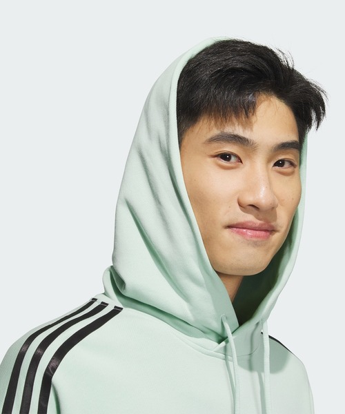 パーカー エッセンシャルズ プラス ルーズフィット スリーストライプス フレンチテリー プルオーバーパーカー / アディダス adidas メンズ レ | adidas | 23