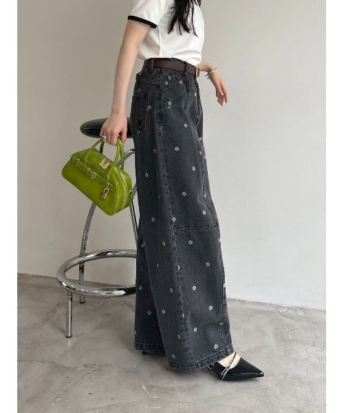 LILY BROWN MARY QUANT デイジー柄ワイドデニムパンツ 新品 LILY BROWN｜【WEB限定】【LILY BROWN×MARY QUANT】デイジー柄