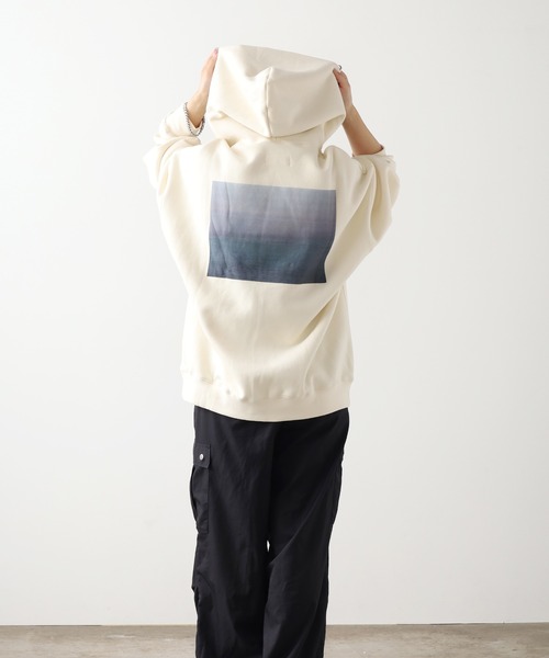 FOG ESSENTIALS（エフオージーエッセンシャルズ） パーカー FOG