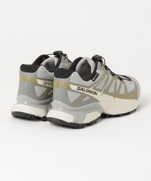 Salomon スニーカー 24.5