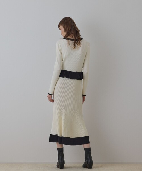 「GRACE CONTINENTAL」 ニットワンピース 36 ホワイト レディースの画像