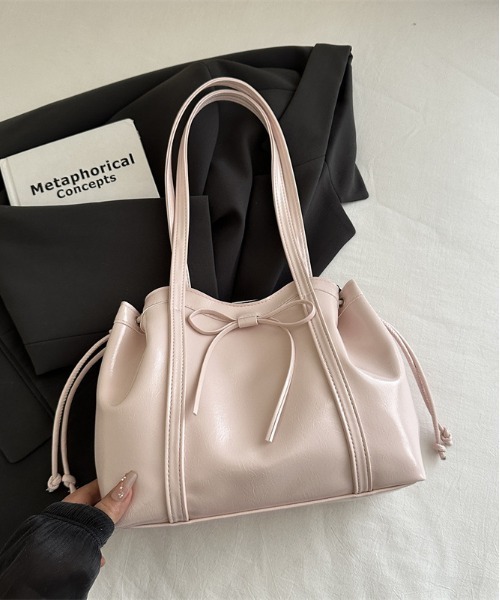 FREE STYLISTS ショルダーバッグ バッグ リボン ワンショルダーバッグ
