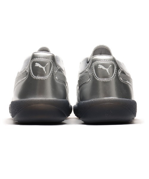 「PUMA」 ローカットスニーカー 22.5cm シルバー レディースの画像
