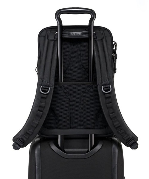 【aki】TUMI ダイナミック バックパック　リュック ALPHA BRAVO 「ダイナミック」バックパック ブラック｜TUMI