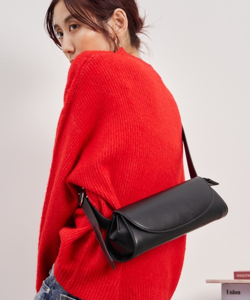  ◆ホリデーラウンドショルダーバッグPink Auntie Rosa Holiday ショルダーバッグ バッグ 「軽量素材