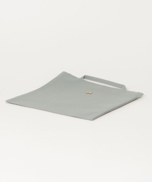 mina perhonen（ミナペルホネン） ワンポイントポーチ - グレー