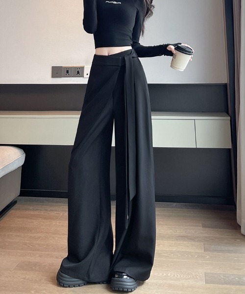 ワイドパンツ パンツ ラップスカート風ディテール付きワイドパンツ