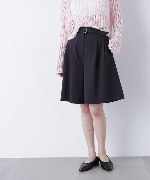 試着のみ⭐︎ナチュラルビューティーべーシック黒ブラックsフレアショートパンツ N.Natural Beauty Basic（エヌ ナチュラルビューティーベーシック