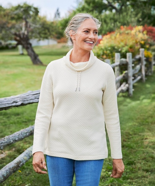 ソフトライト・キルト・トップ、ファネルネック・プルオーバー 米国フィット・プチ レディース L.L.Bean ソフトライト・キルト・トップ、ファネルネック・プル