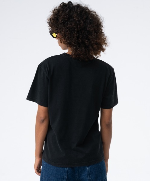 【関税込み】Carne Bollente ブラック I Got High!! Tシャツ UNEEK BASEMNT - Discover independent style.