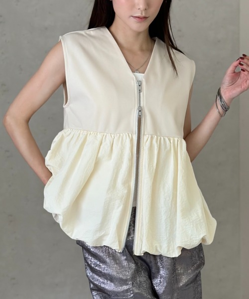 Per sist ence ベスト ジレ ポンチ×ナイロンVネックペプラム