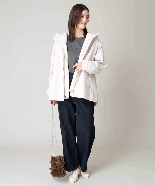 a.v.v（アー・ヴェ・ヴェ） マウンテンパーカー ウインドブレーカー