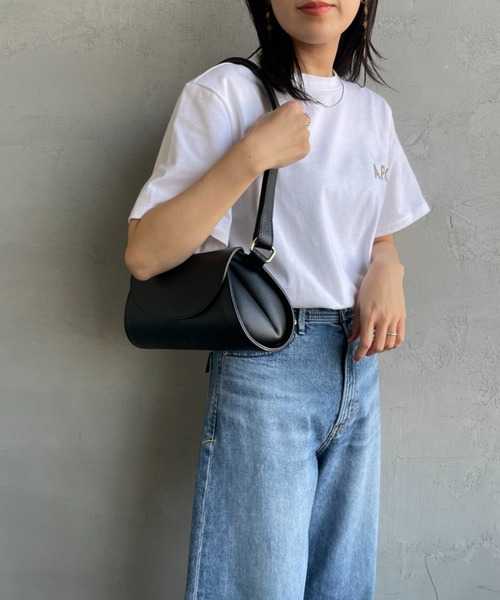 ★美品★L'Appartement★AULENTTI　ショルダーバッグ AULENTTI（オウレンティ） ショルダーバッグ バッグ 「AULENTTI