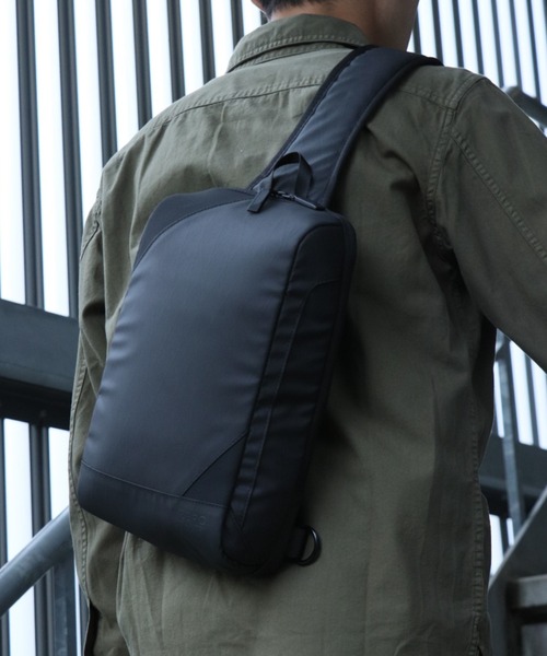 ZERO HALLIBURTON（ゼロハリバートン） ウエストポーチ レキシントン2