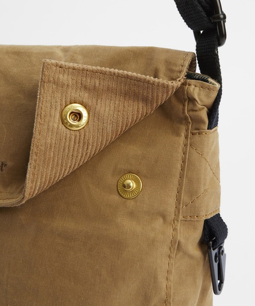 barbour ショルダーバッグ スコットランド製 バブアー Barbour ショルダーバッグ 「Barbour/バブアー」transport
