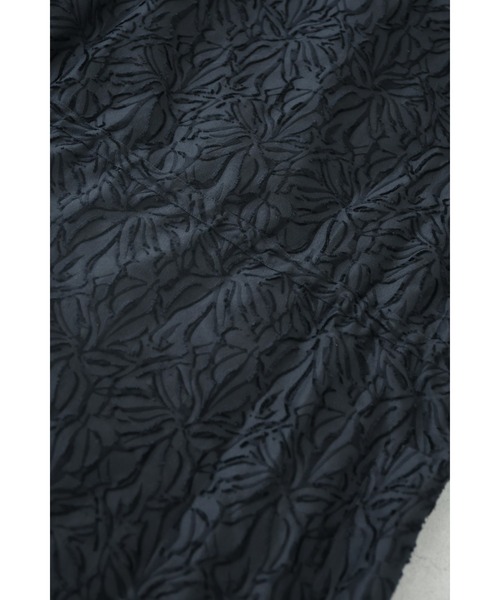 cawaii ベスト ジレ （黒）花模様が浮かび上がるシアーロング