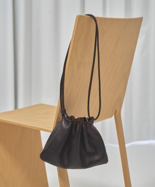 ハンドバッグ Drawstring Leather Bagの画像
