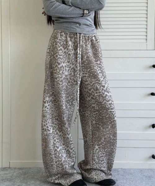 DIAVEL スウェットパンツ ジャージ ゆるダボ可愛い/レオパード柄ワイド