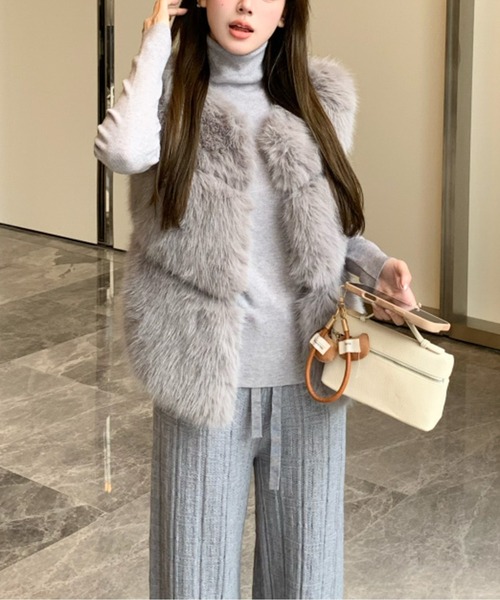 【新品未使用】ellie ELLIEエリー ファーショートベスト ジレ GRAY ファーショートベスト【GRAY】 – ELLIE