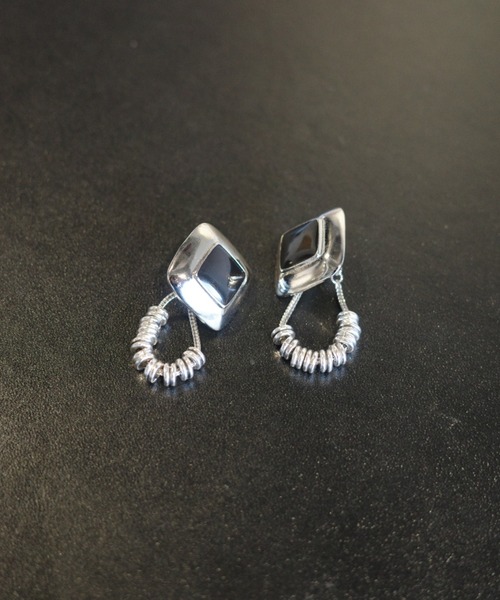 TOGA TOO ピアス TOGA TOO Stone beads pierced earrings レディース TOGA TOO ピアス TOGA TOO Stone beads pierced earrings レディース
