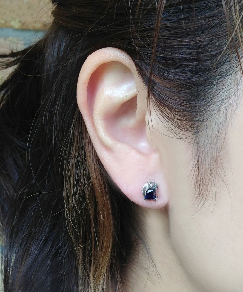 【美品】バルマン・テーラード・ピアスジャケット・ジードラゴン着用モデル・ピアス Bizarre（ビザール） ピアス ドラゴンクロウシルバーピアス メンズ