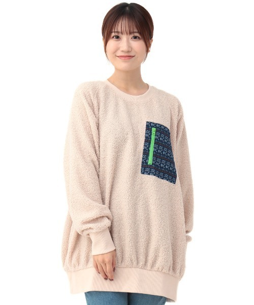 チチカカ（TITICACA） トレーナー スウェット パッチポケットボアプル
