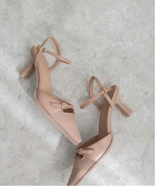 RANDA（ランダ） パンプス ビジューバックル カットデザインパンプス