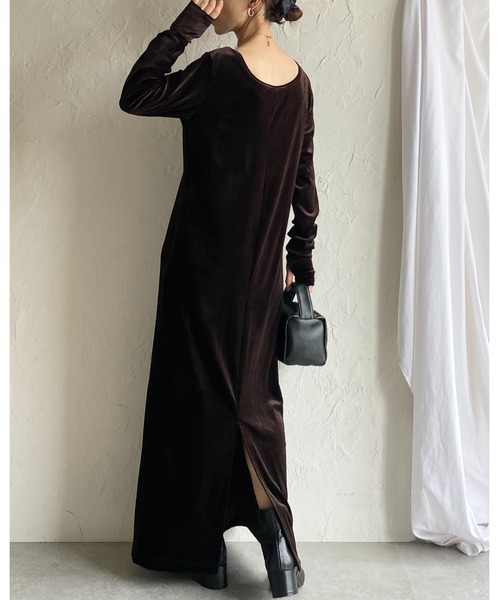 She's Closet ワンピース 長袖フィンガーホールロング丈バックオープン