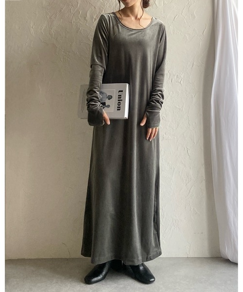 She's Closet ワンピース 長袖フィンガーホールロング丈バックオープン