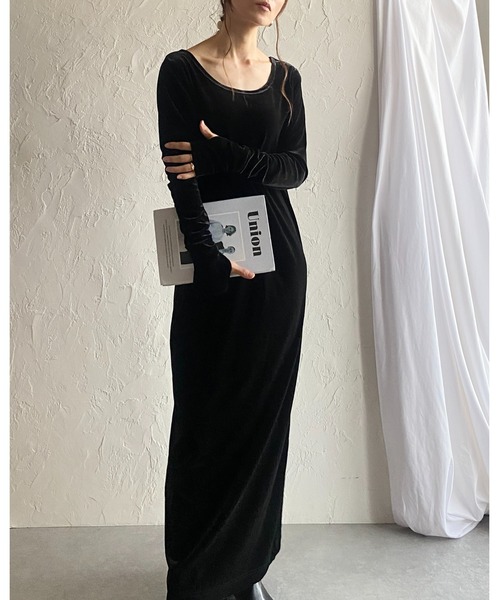 She's Closet ワンピース 長袖フィンガーホールロング丈バックオープン