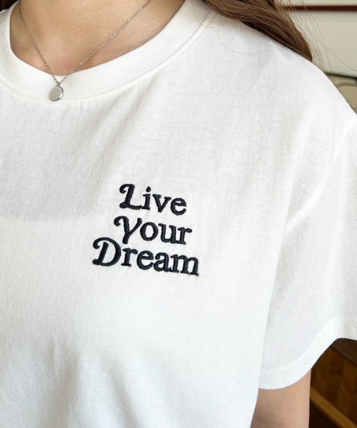 レディースホワイト 半袖Tシャツ ロゴ刺繍　Ⅿ moment+ tシャツ ロゴ刺繍半袖Tシャツ レディース : ZOZOTOWN