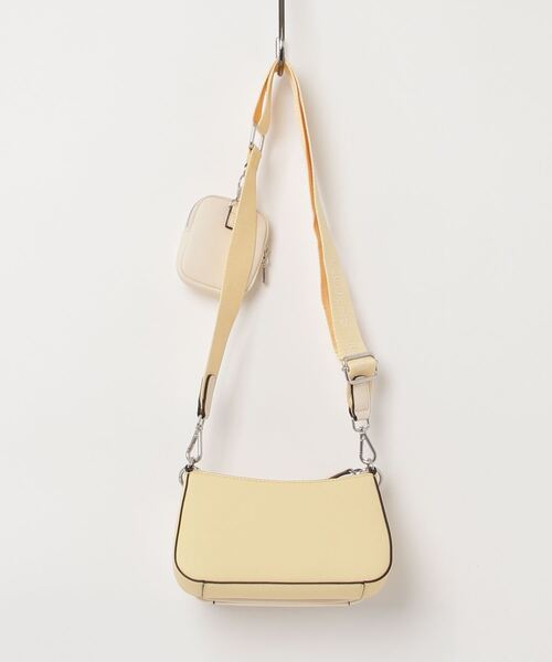 GUESS イエロー ショルダーバッグ GUESS ショルダーバッグ バッグ ABBIE Mini Crossbody Top Zip