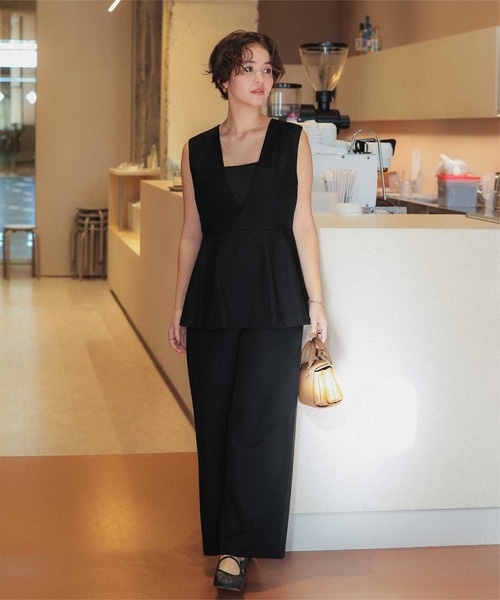 titivate（ティティベイト） オールインワン Vネックペプラム