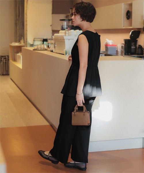 titivate（ティティベイト） オールインワン Vネックペプラム