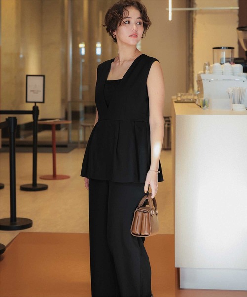 titivate（ティティベイト） オールインワン Vネックペプラム