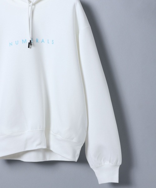 「NUMERALS」 プルオーバーパーカー 60 ライトベージュ レディース_画像8