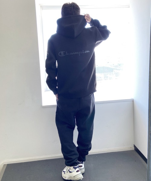 「Champion」 ジップアップパーカー M ブラック メンズの画像