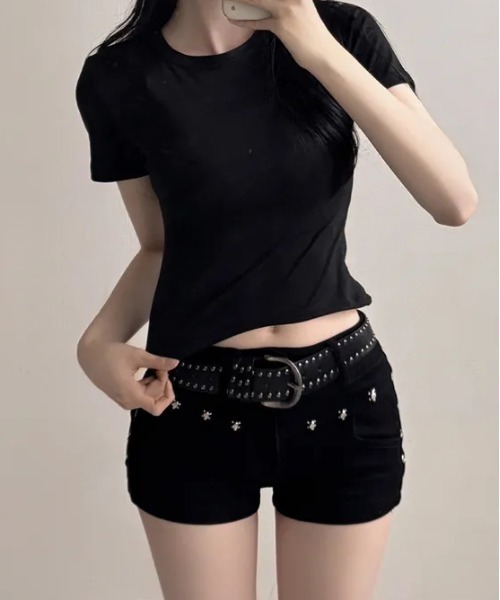 00s GLAD NEWS ブラックデニム ショートパンツ 髑髏スタッズ y2k FREE STYLISTS ジーンズ デニム デニムパンツ Y2K スカルスタッズ