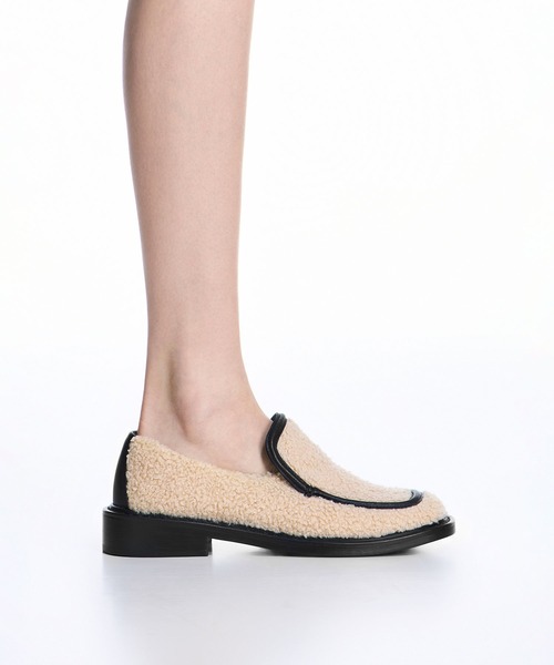 CHARLES ＆ KEITH（チャールズ&キース） ローファー Rosalie ロザリー 