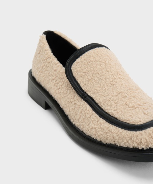 CHARLES ＆ KEITH（チャールズ&キース） ローファー Rosalie ロザリー 