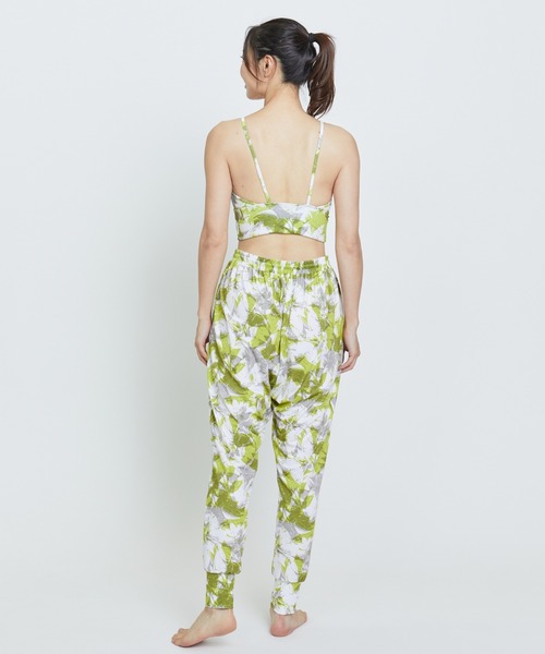新品Julier フラワープリント ヨガパンツ Oサイズ Julier（ジュリエ） パンツ Julier ribbon flowerプリント ギャザー