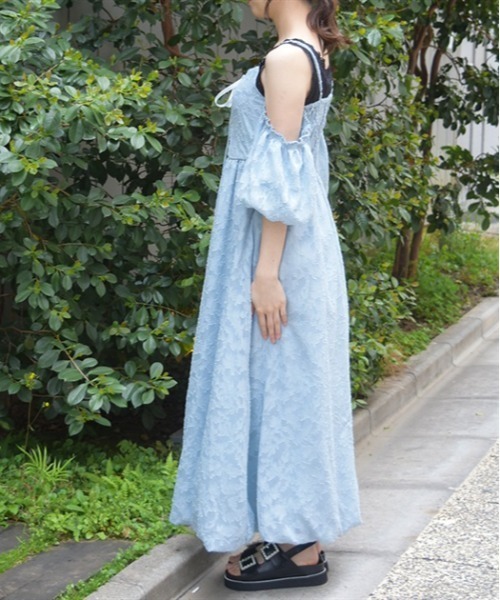axes femme ワンピース シアージャカードバルーンワンピース