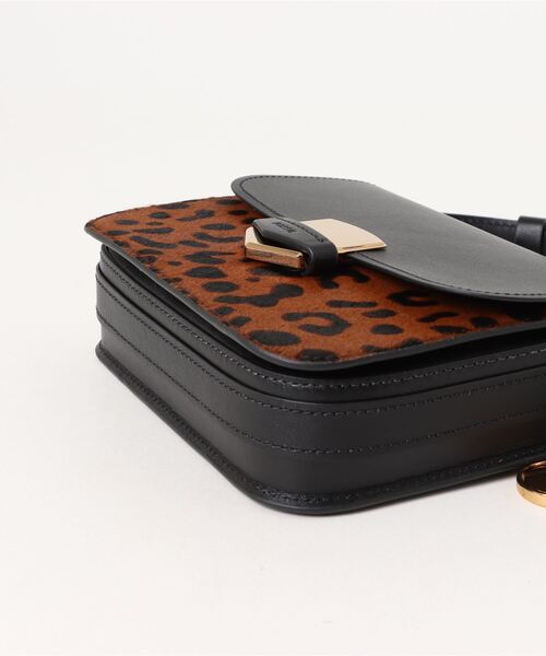 FOSSIL ミニショルダーバッグ がま口 チェーン レザー ブラウン FOSSIL ミニショルダーバッグ がま口 チェーン レザー ブラウン