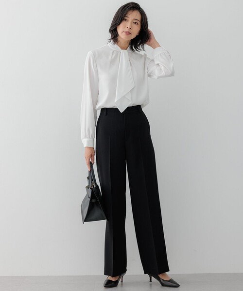 ブラウス シャツ 「吸水速乾/UVケア/防シワ性」バックサテンアムンゼン ボウタイ付き 2WAY ブラウス レディース 23区 ブラウス シャツ 「吸水速乾/UVケア/防シワ性」バック